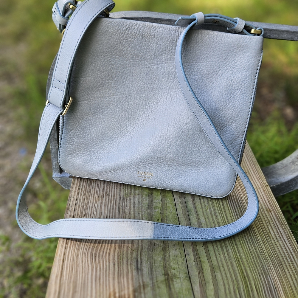 Fossil Blue Crossbody Bag with Modern Design